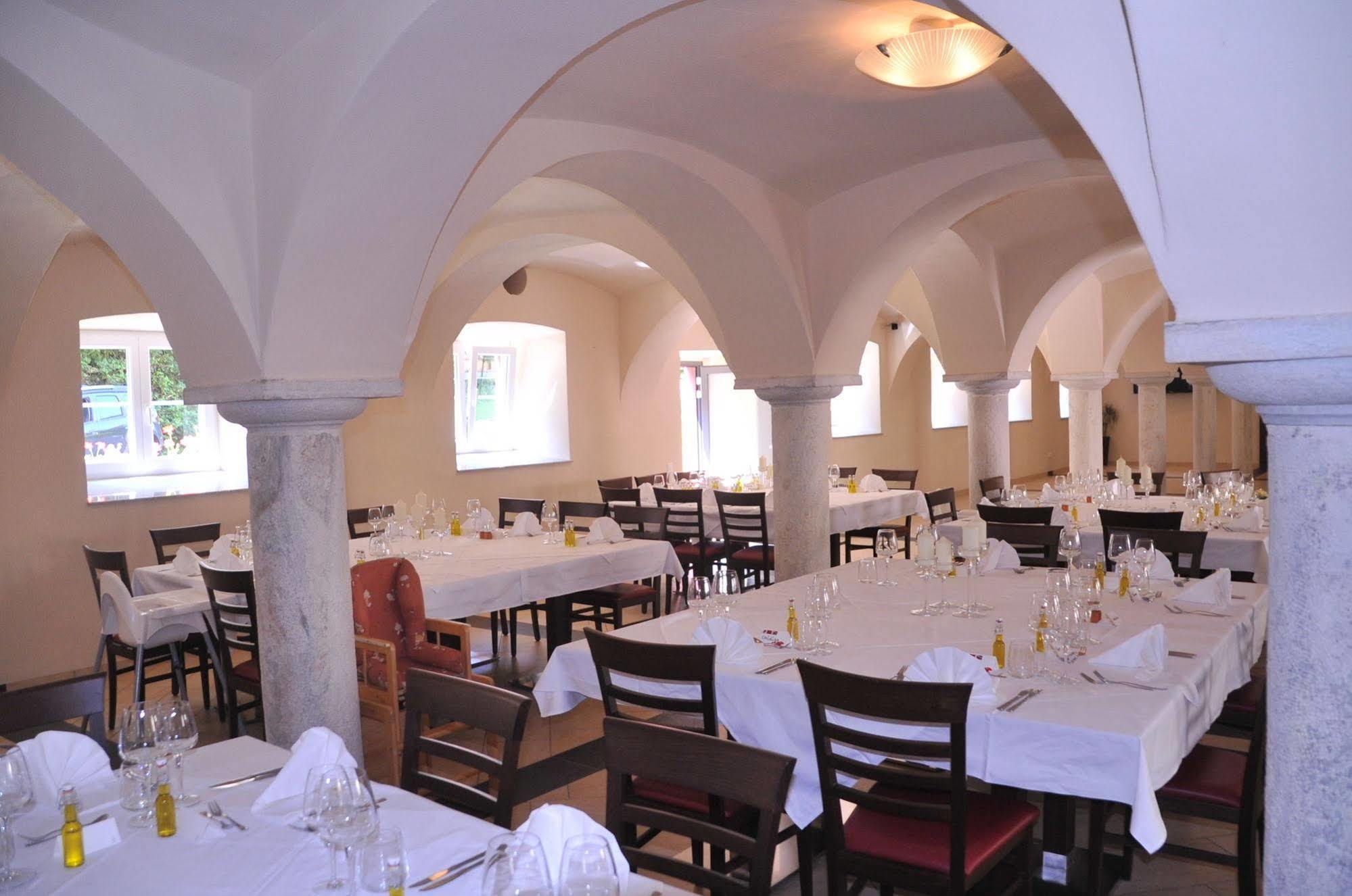 Gut Drasing Gasthof 3*